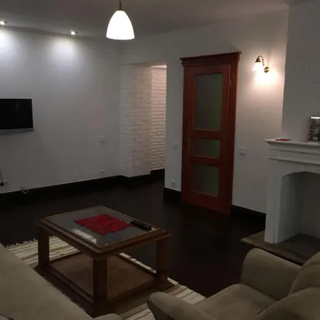 Apartments, Ivasiuka דירה *
